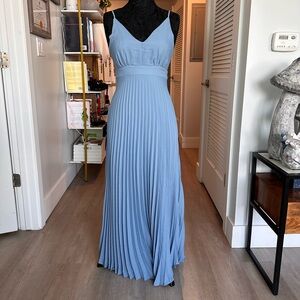 Never worn Pleaded Tie Back Maxi